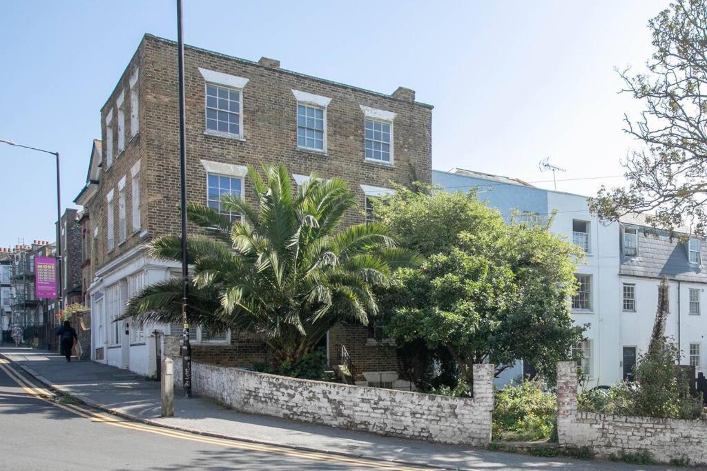 Palm Heights - Top Floor Luxury Flat Margate Exterior foto